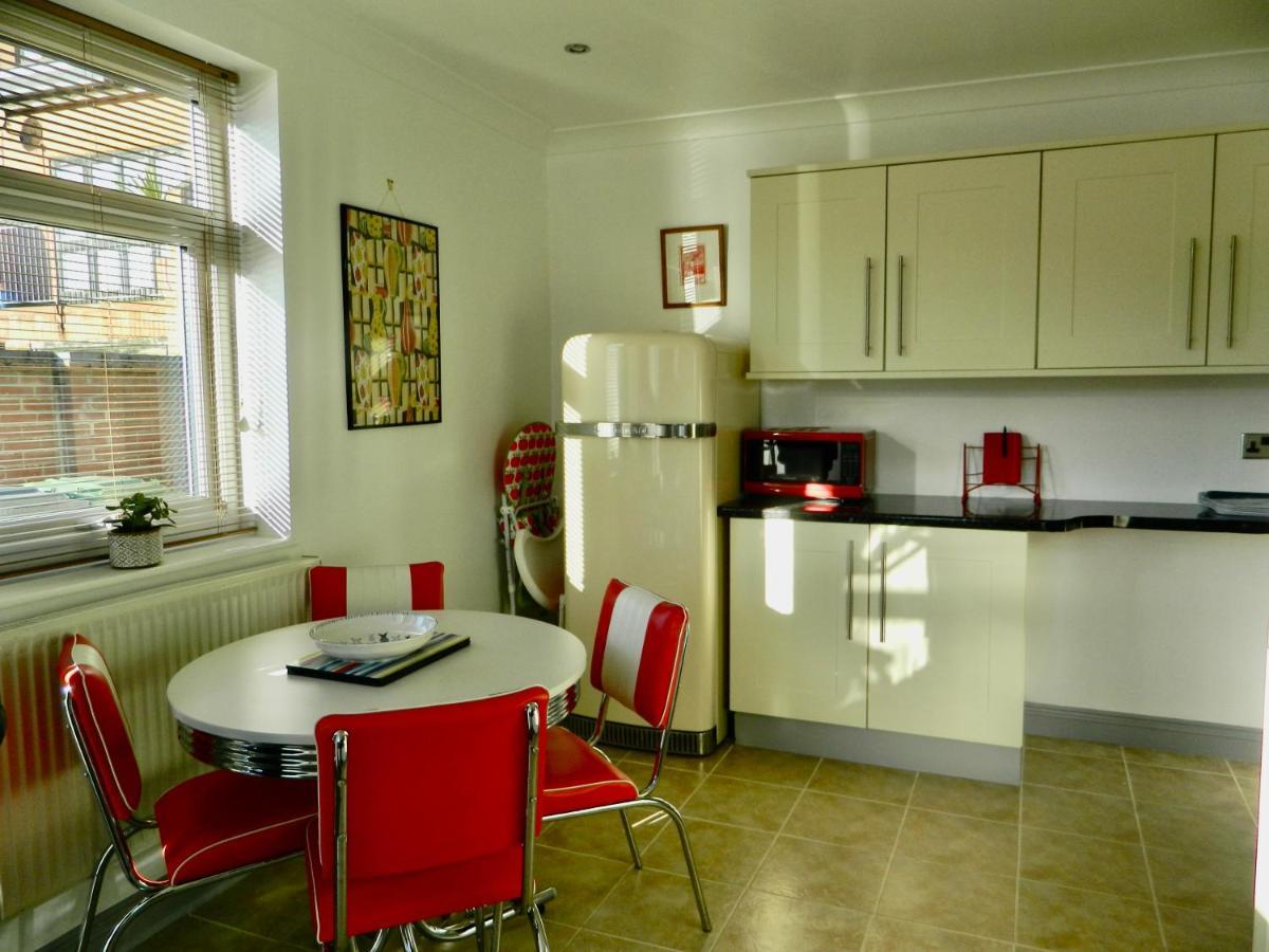 'Harbour View' On The River By Gorleston'S Award Winning Beach - Pet Free! Zewnętrze zdjęcie